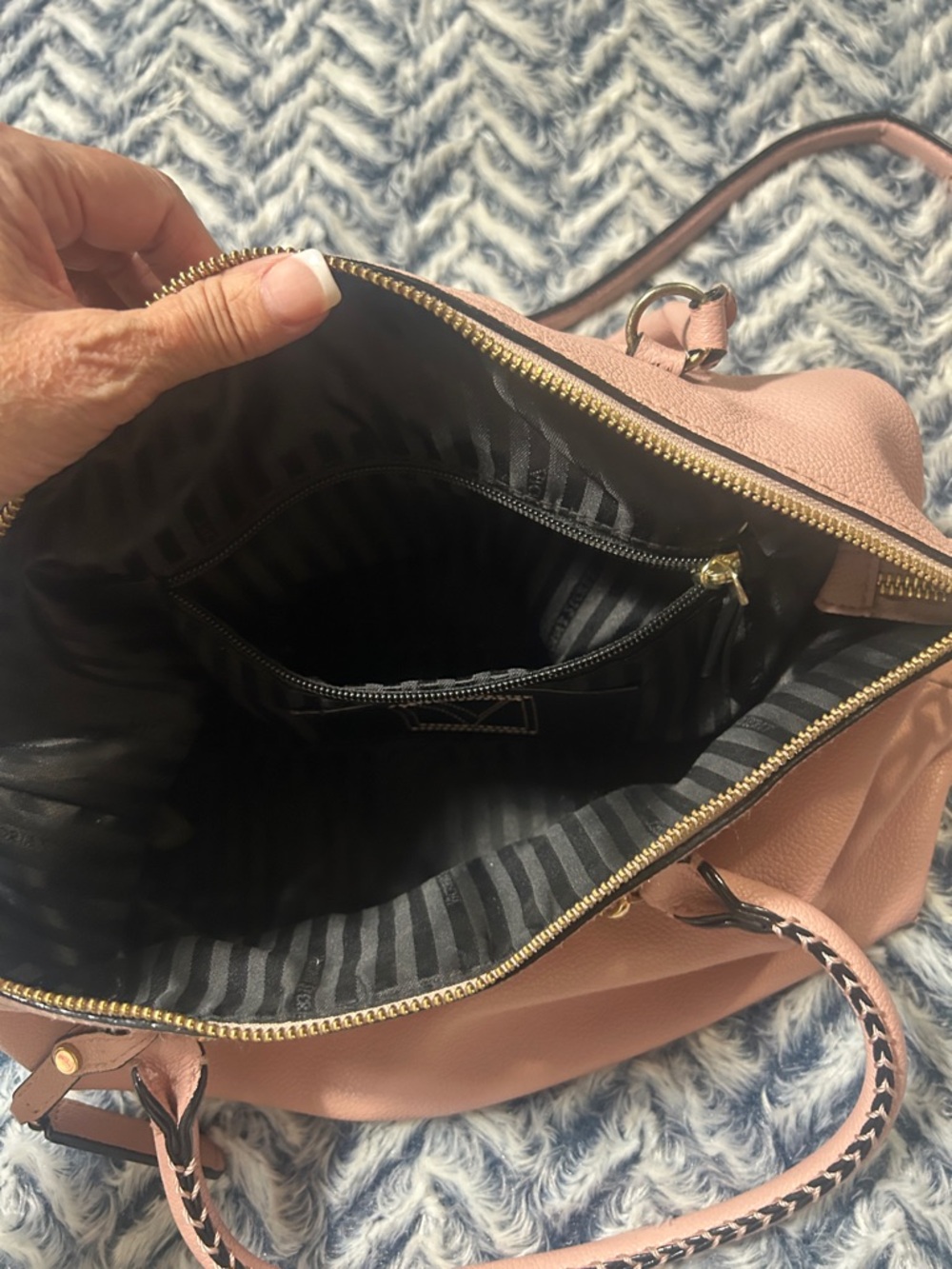 Victoria’s Secret Pink Leather Handbag - Picture 10 of 12